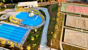 Отель Apartamento Golden Dolphin Express  Калдас-Новас
